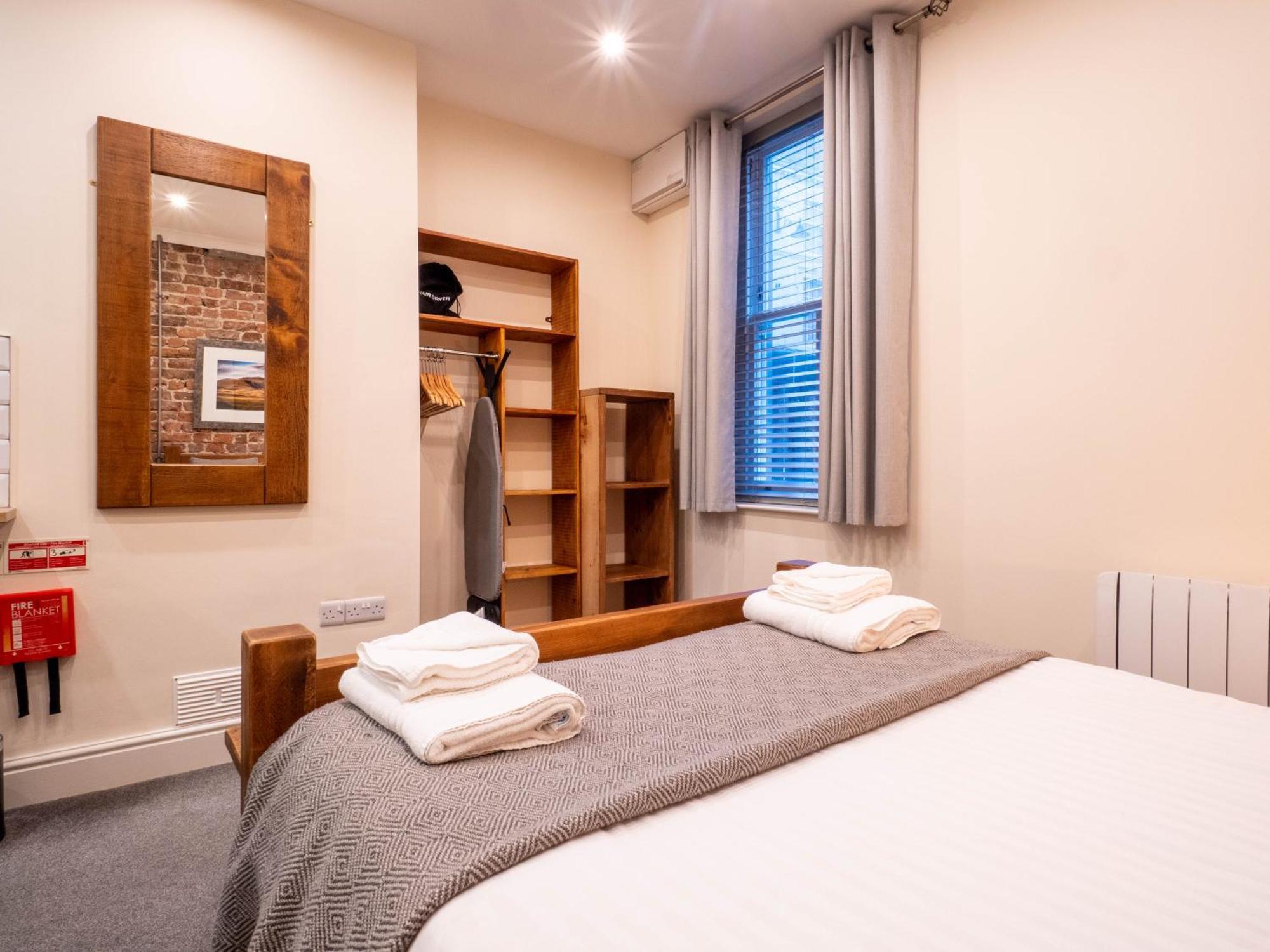 The Black Boy Inn Caernarfon Ngoại thất bức ảnh