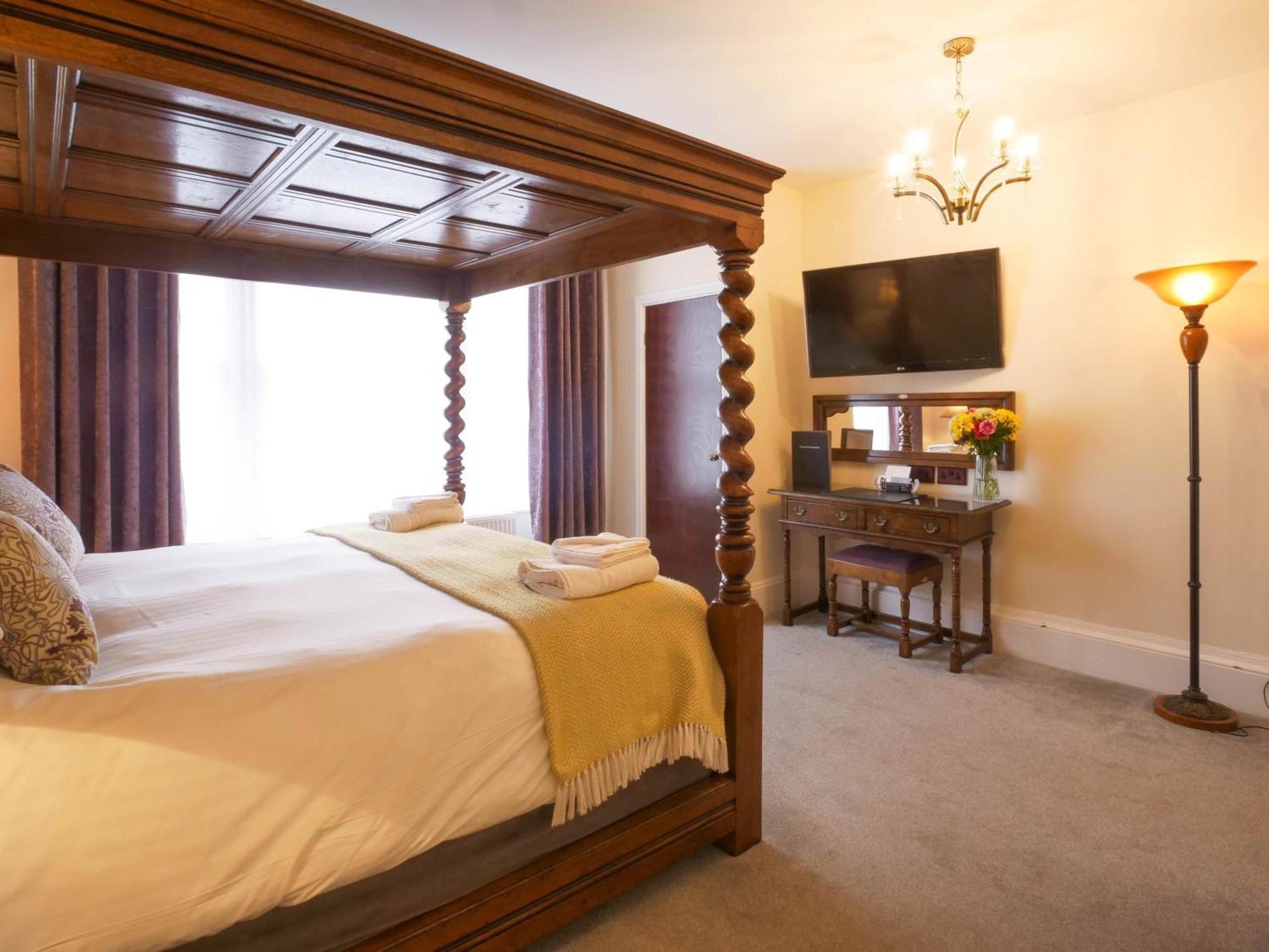 The Black Boy Inn Caernarfon Ngoại thất bức ảnh