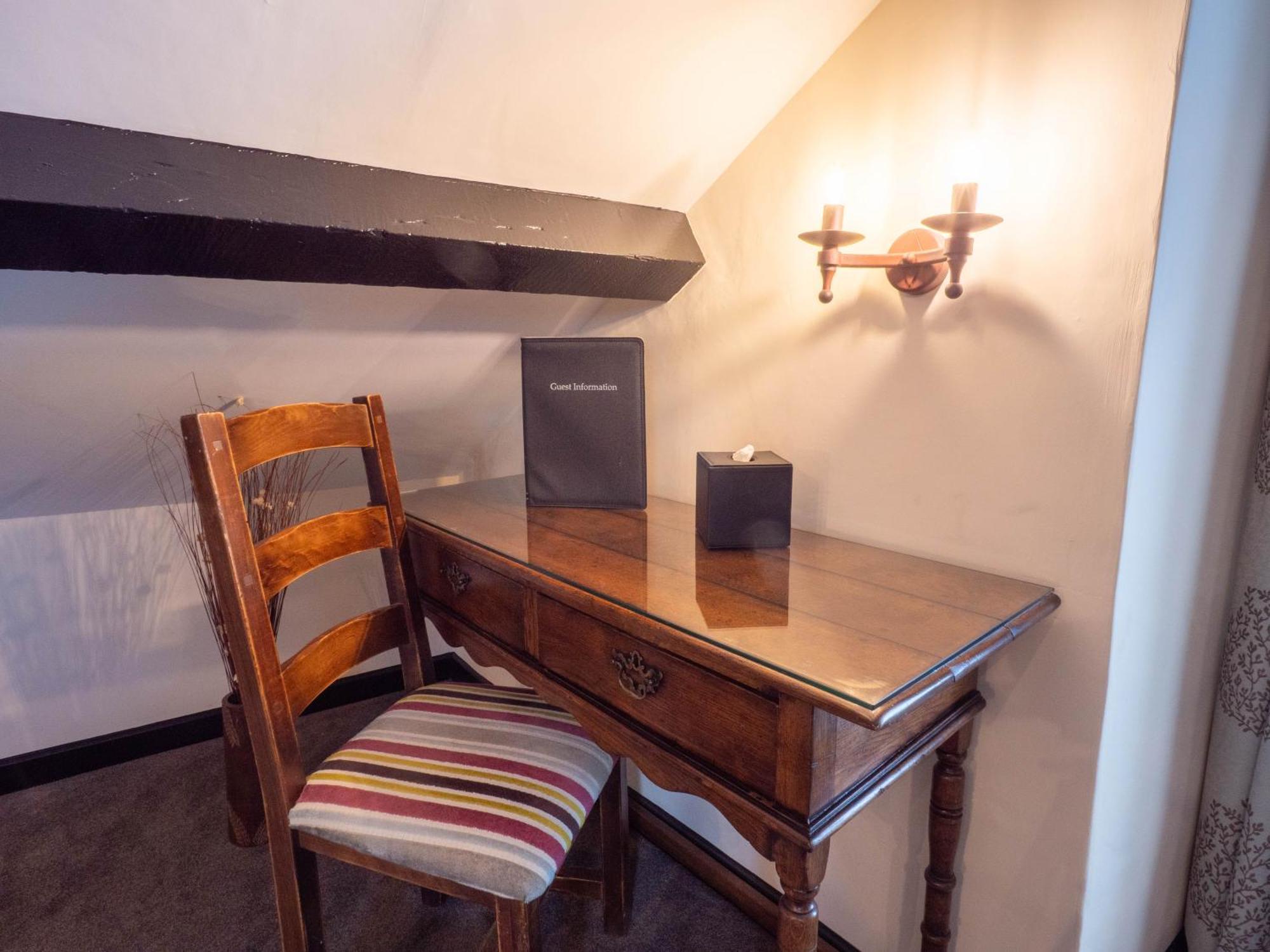 The Black Boy Inn Caernarfon Ngoại thất bức ảnh