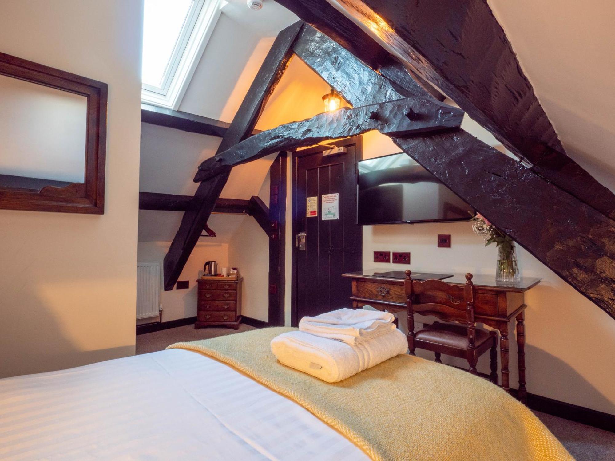 The Black Boy Inn Caernarfon Ngoại thất bức ảnh