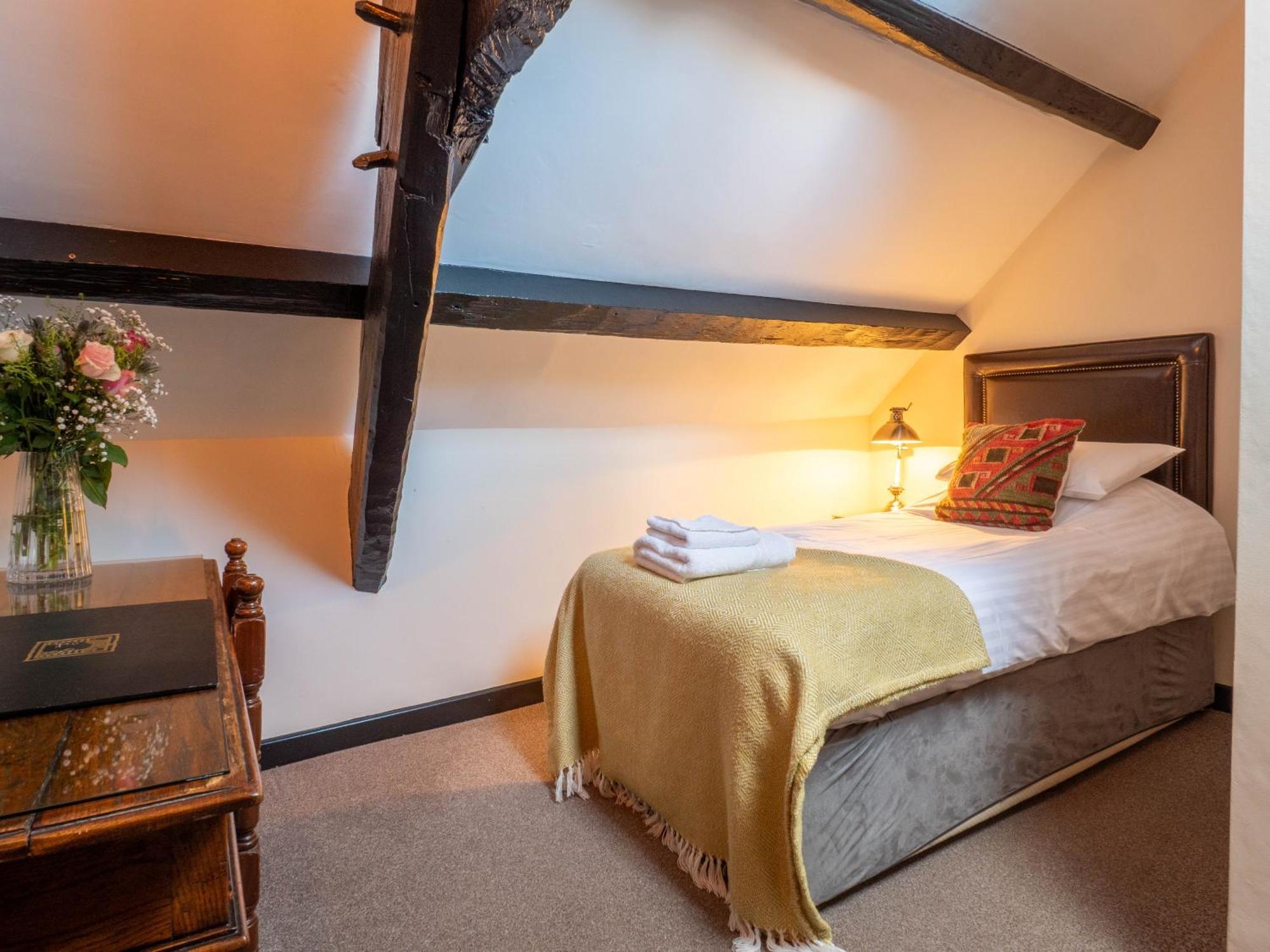 The Black Boy Inn Caernarfon Ngoại thất bức ảnh