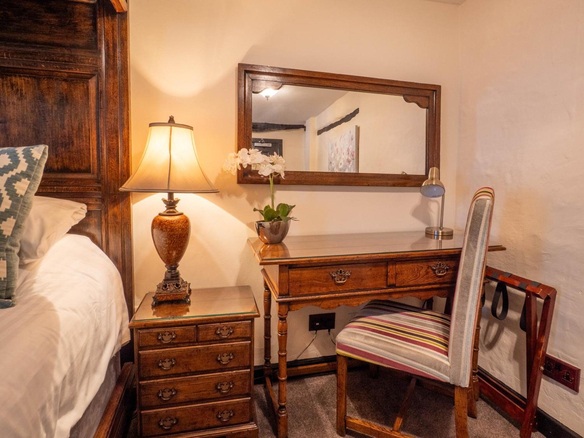 The Black Boy Inn Caernarfon Ngoại thất bức ảnh